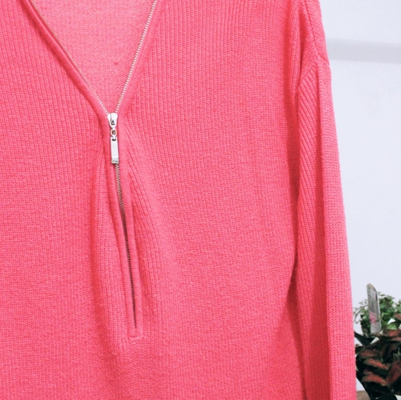 Dynamite Salmon Sweater - Picture 2 of 2